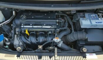 Kia Venga | FWD (przód) | Manualna | 90 KM | Szary full