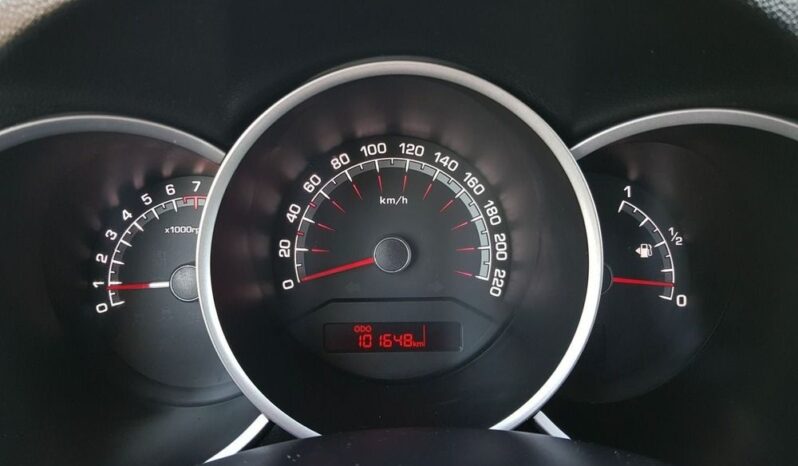 Kia Venga | FWD (przód) | Manualna | 90 KM | Szary full