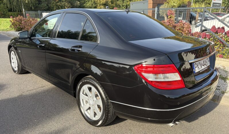 Mercedes-Benz  | RWD (tył) | Manualna | 155 KM | Czarny full