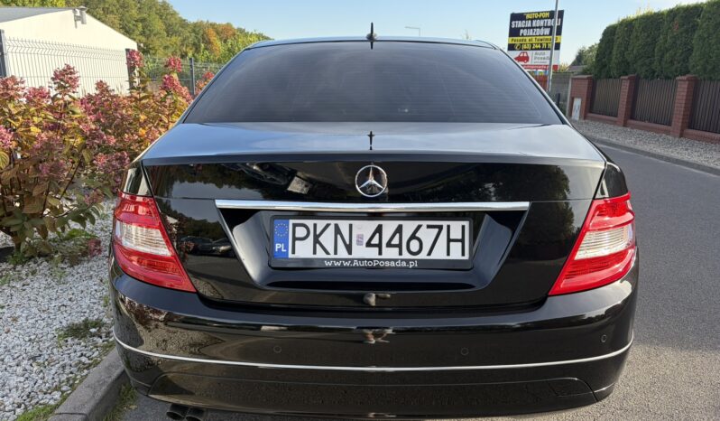Mercedes-Benz  | RWD (tył) | Manualna | 155 KM | Czarny full